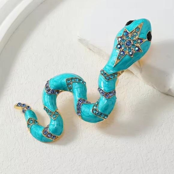 Serpenti Turquoise Crystal Snake Brooch - Picture 1 of 9